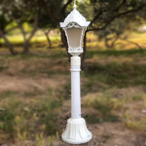 Royal-white-atlas-grass-base